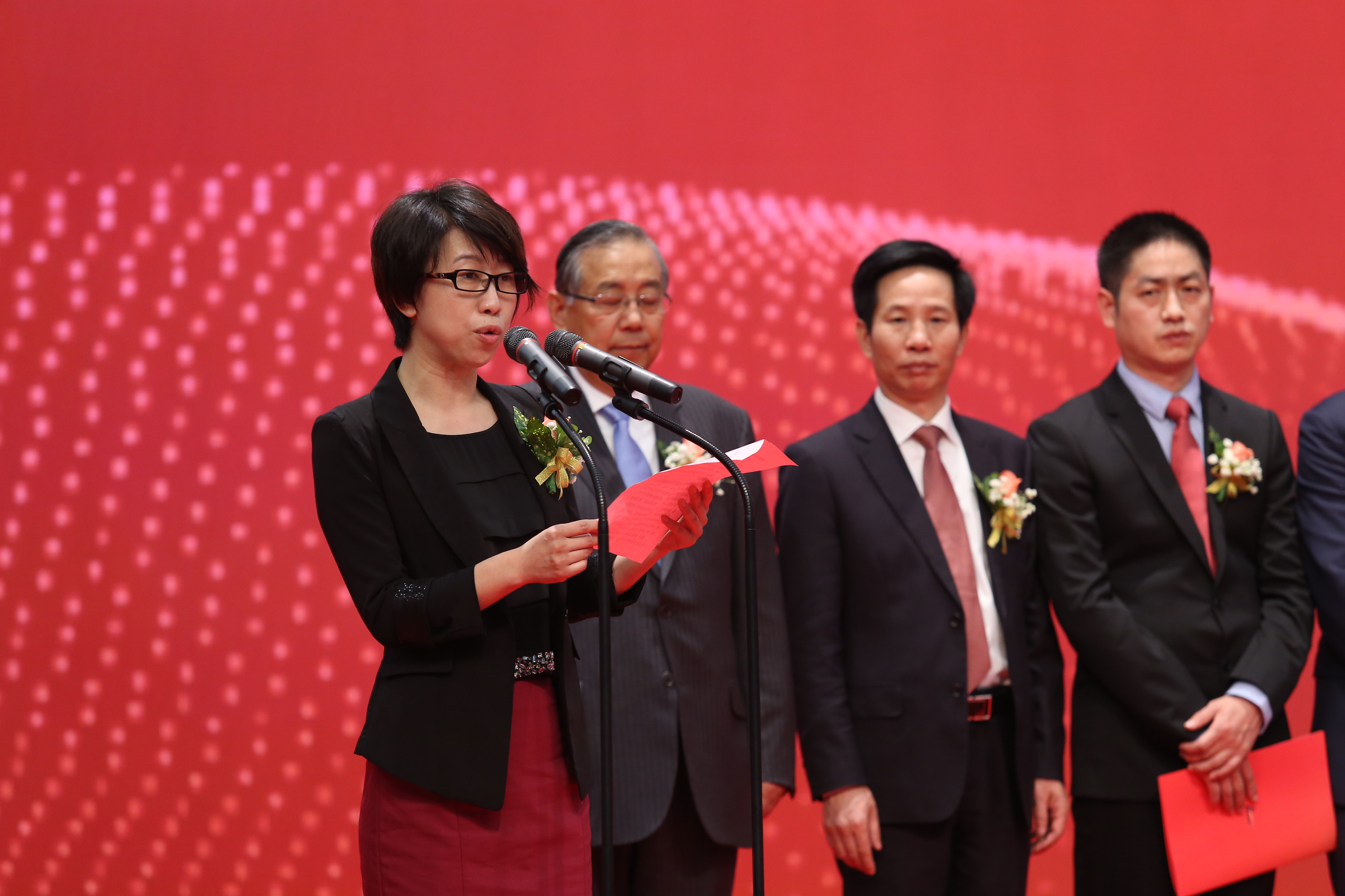 6t����(6TSPORTS)�����Źɷݹ�˾