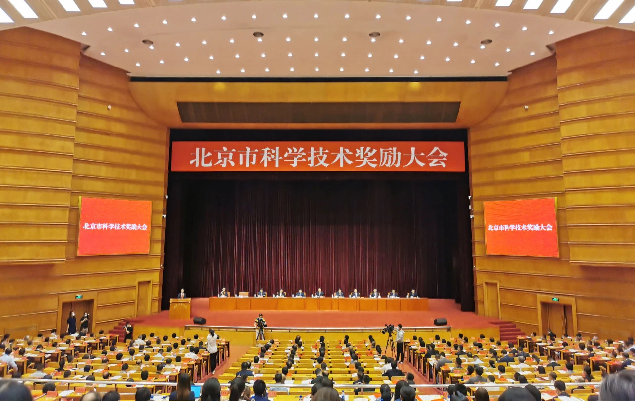 6t����(6TSPORTS)�����Źɷݹ�˾